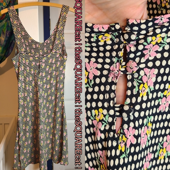 90s 🌺 Betsey Johnson polka dot & floral Sundress! - Picture 5 of 9
